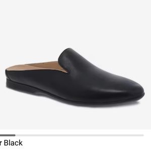 Dansko Lexie black slip on flat sz 38